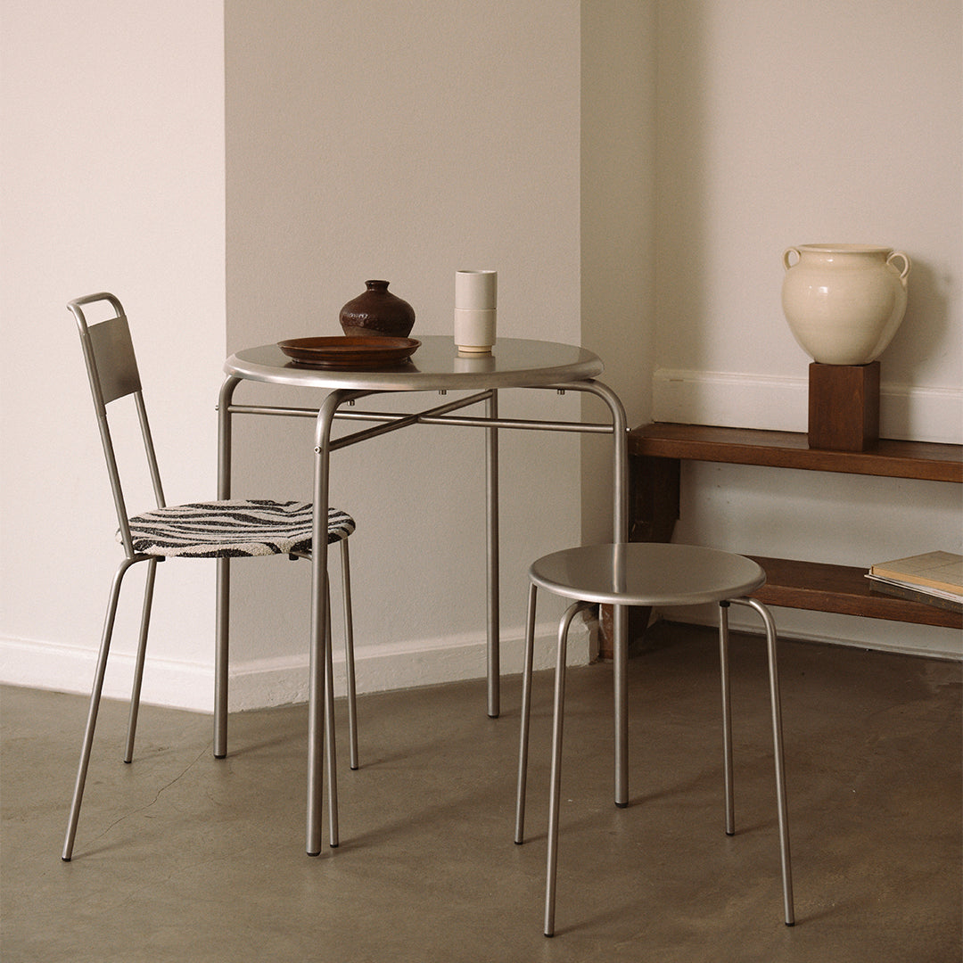 Petit Rond Table
