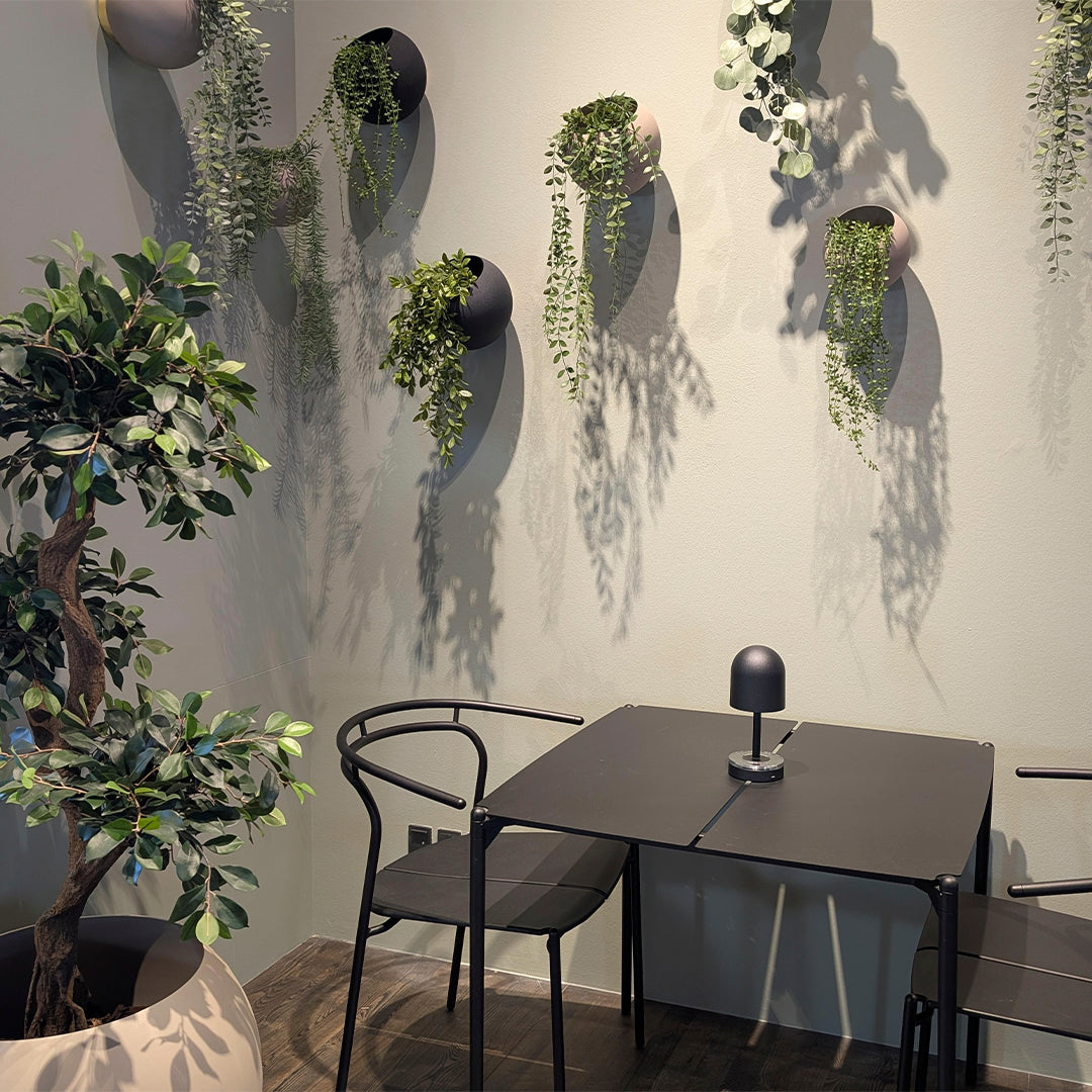 Globe Wall Flowerpot - Large