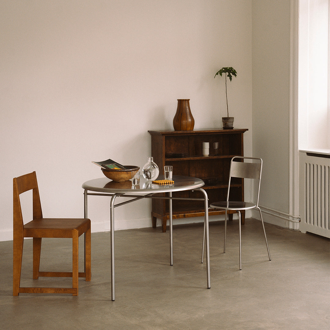 Petit Rond Table
