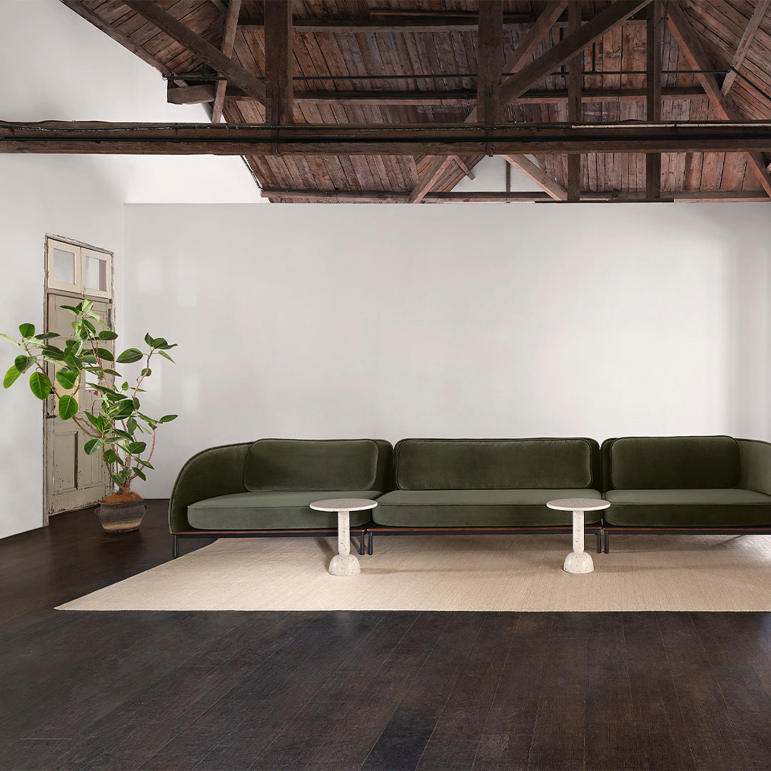 Arc Loveseat Middle - Large