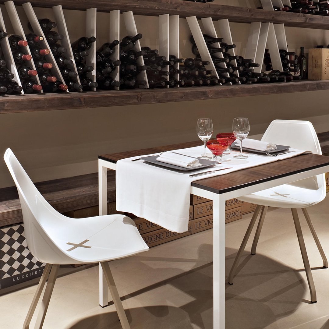 X Outdoor Side Chair