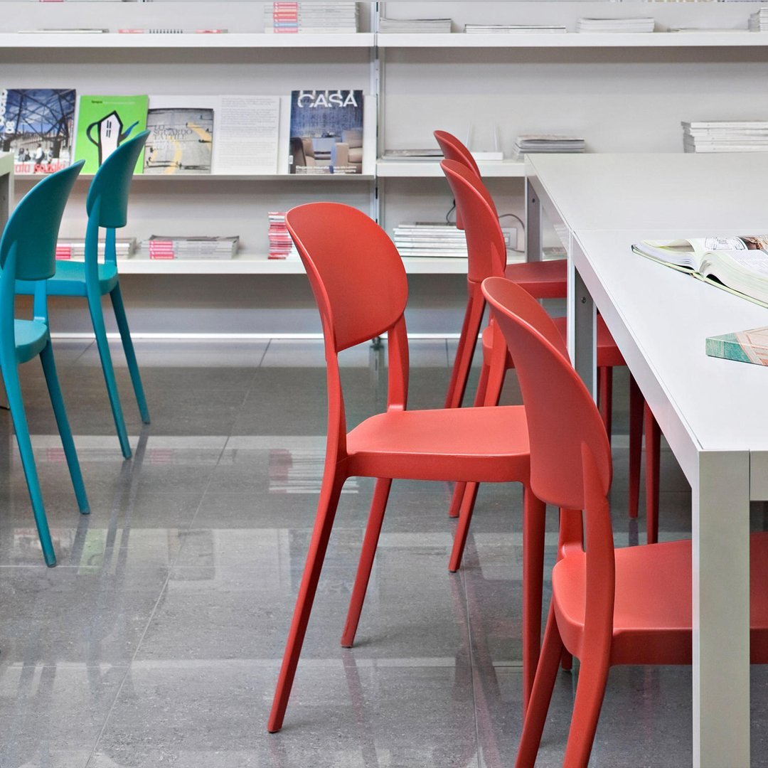 Amy Outdoor Side Chair - Stackable