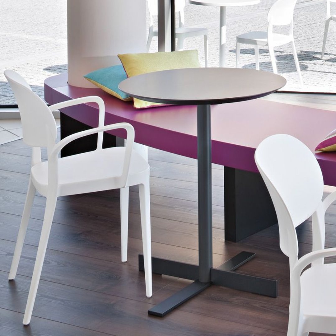 Amy Outdoor Armchair - Stackable