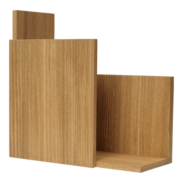 Natural oak wood bookend with a smooth, light brown finish and minimalist design. Perfect for stylish organization.