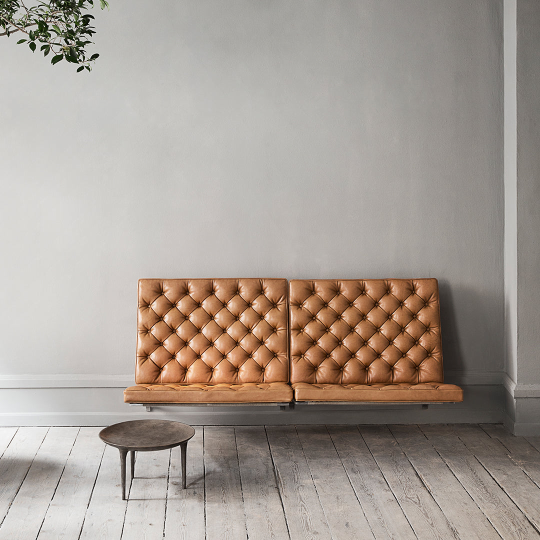 PK26 Wall-Mounted 2-Seater Sofa