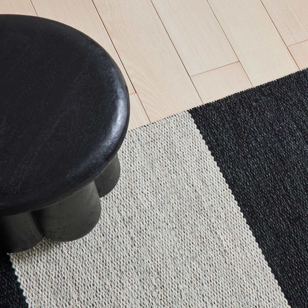 Wide Stripe Icon Rug