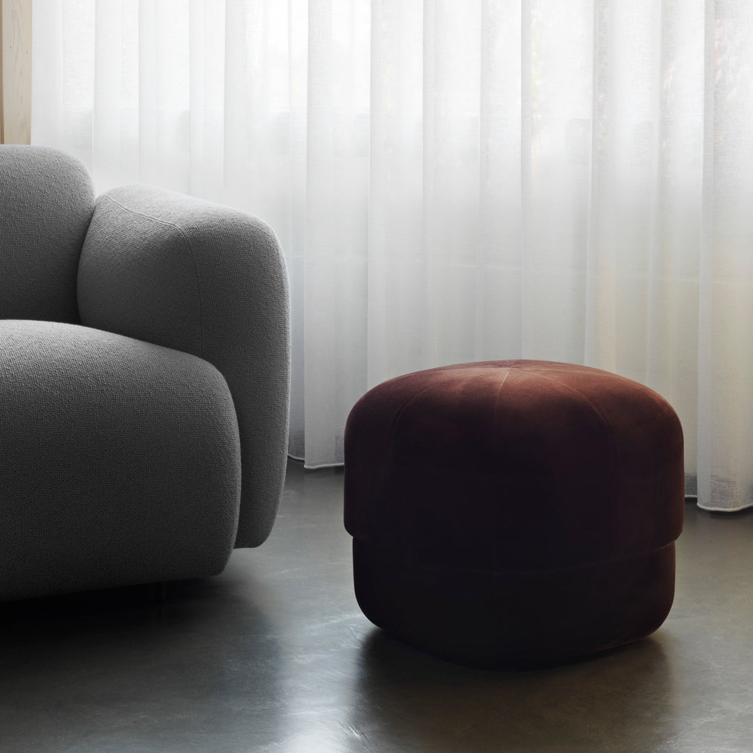 Circus Pouf in Velour