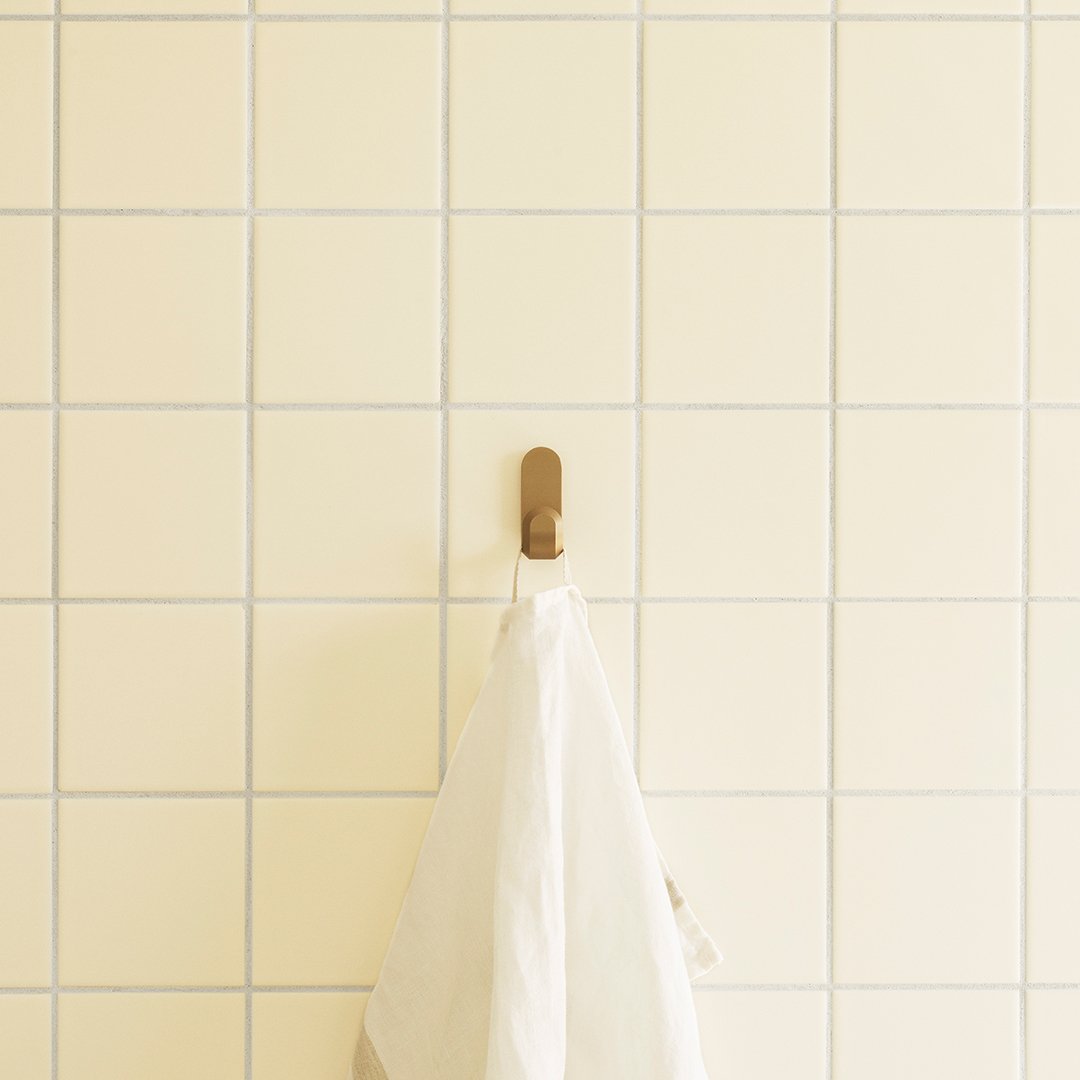 Curve Mini Hook - Set of 2 (Order Quantity: 6)