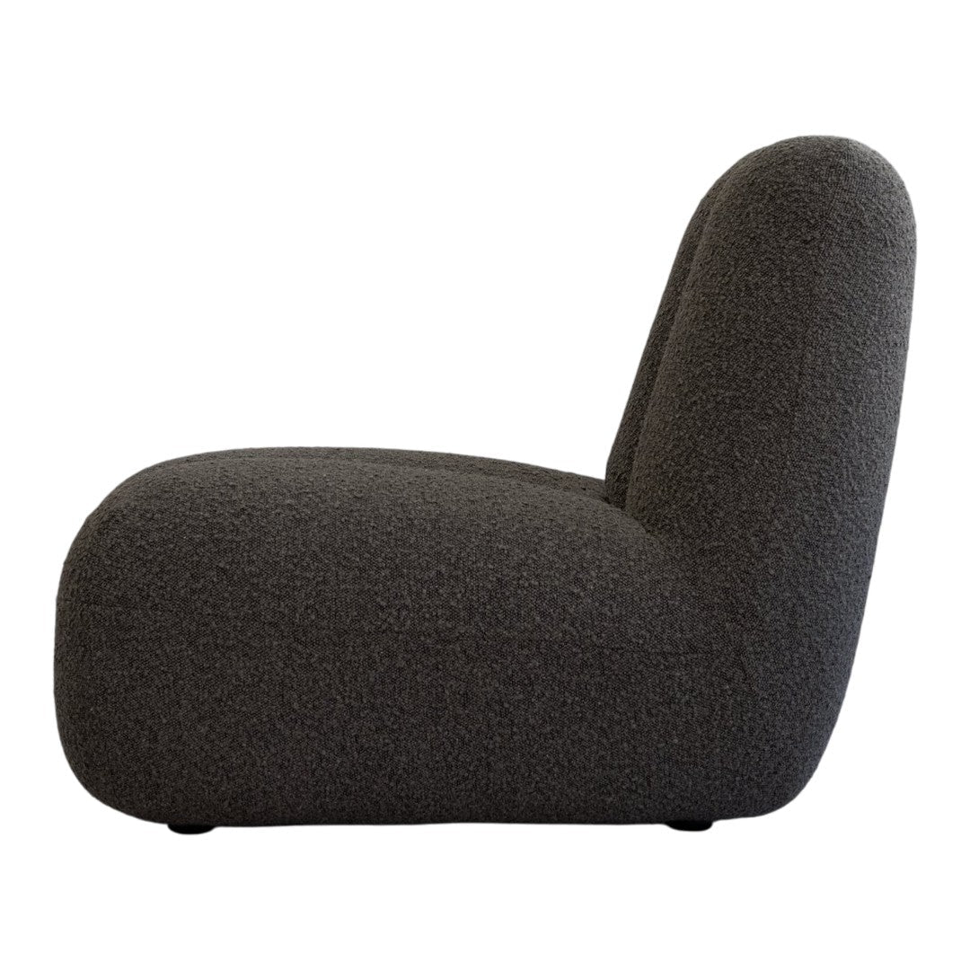 Toe Lounge Chair