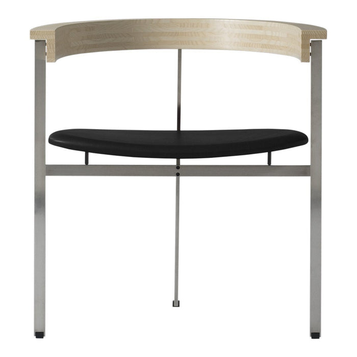 Black seat with smooth wood backrest and sleek silver frame, featuring minimalist design and contemporary patterns.
