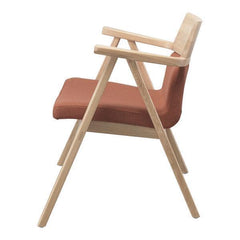 Pensil Lounge Chair