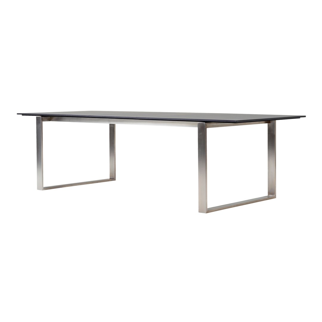 Edge Outdoor Dining Table - Extendable