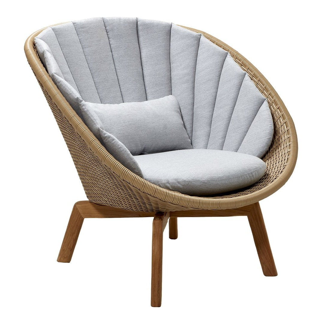 Peacock Lounge Chair - Outdoor