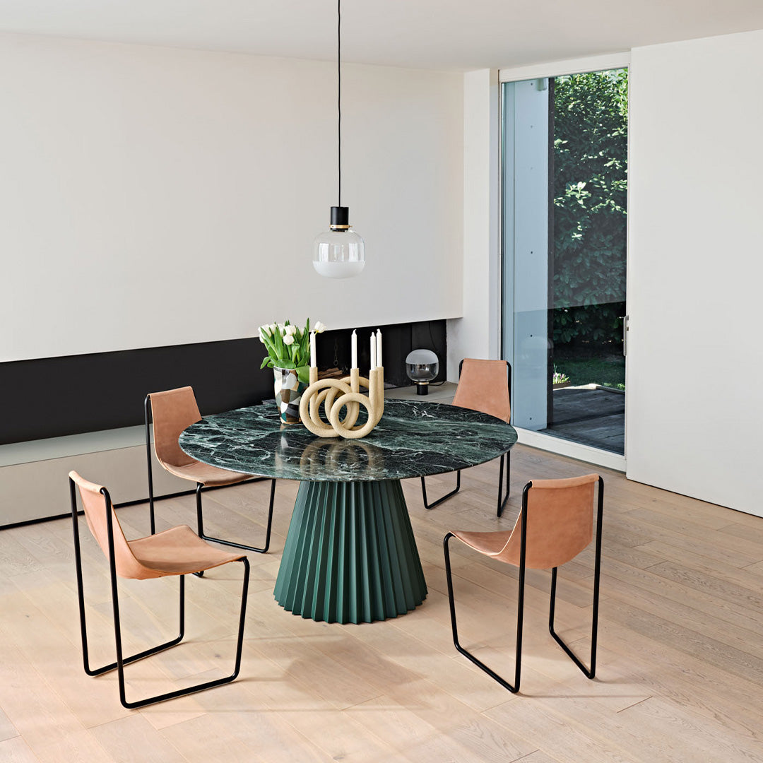 Plisse Dining Table