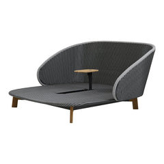 Peacock Outdoor Daybed w/ Table