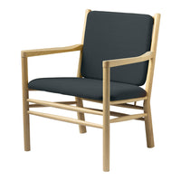 J147 Lounge Armchair