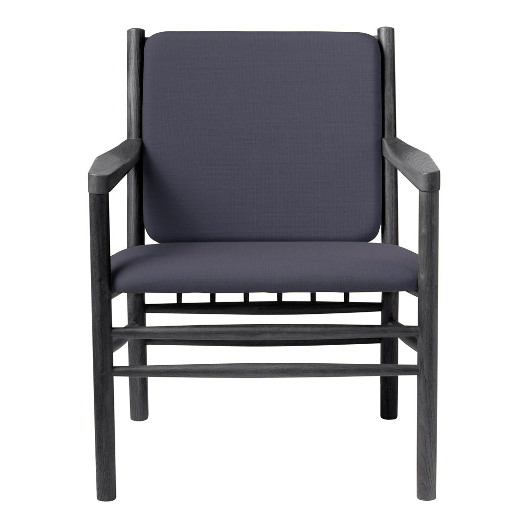 J147 Lounge Armchair