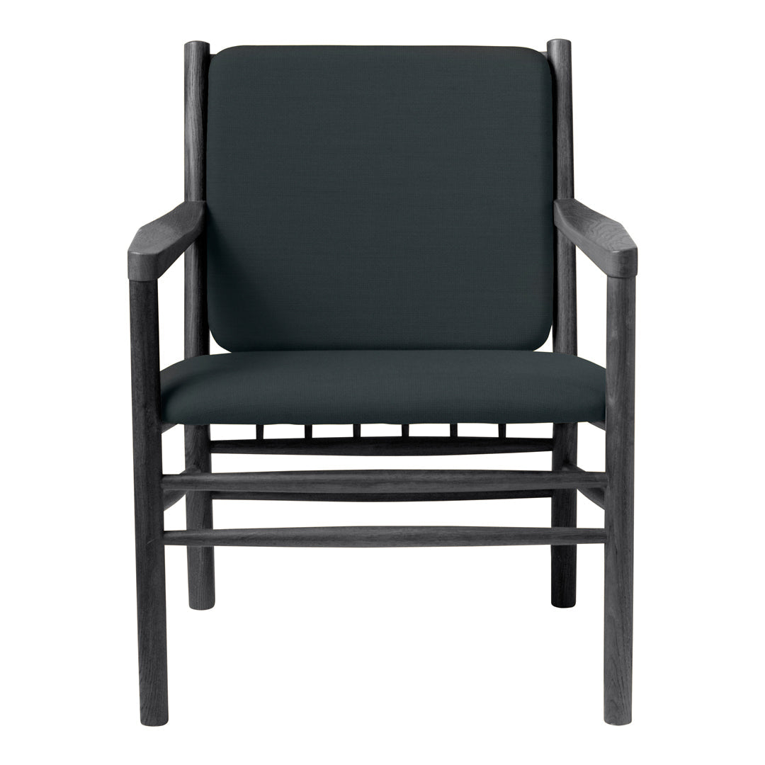 J147 Lounge Armchair
