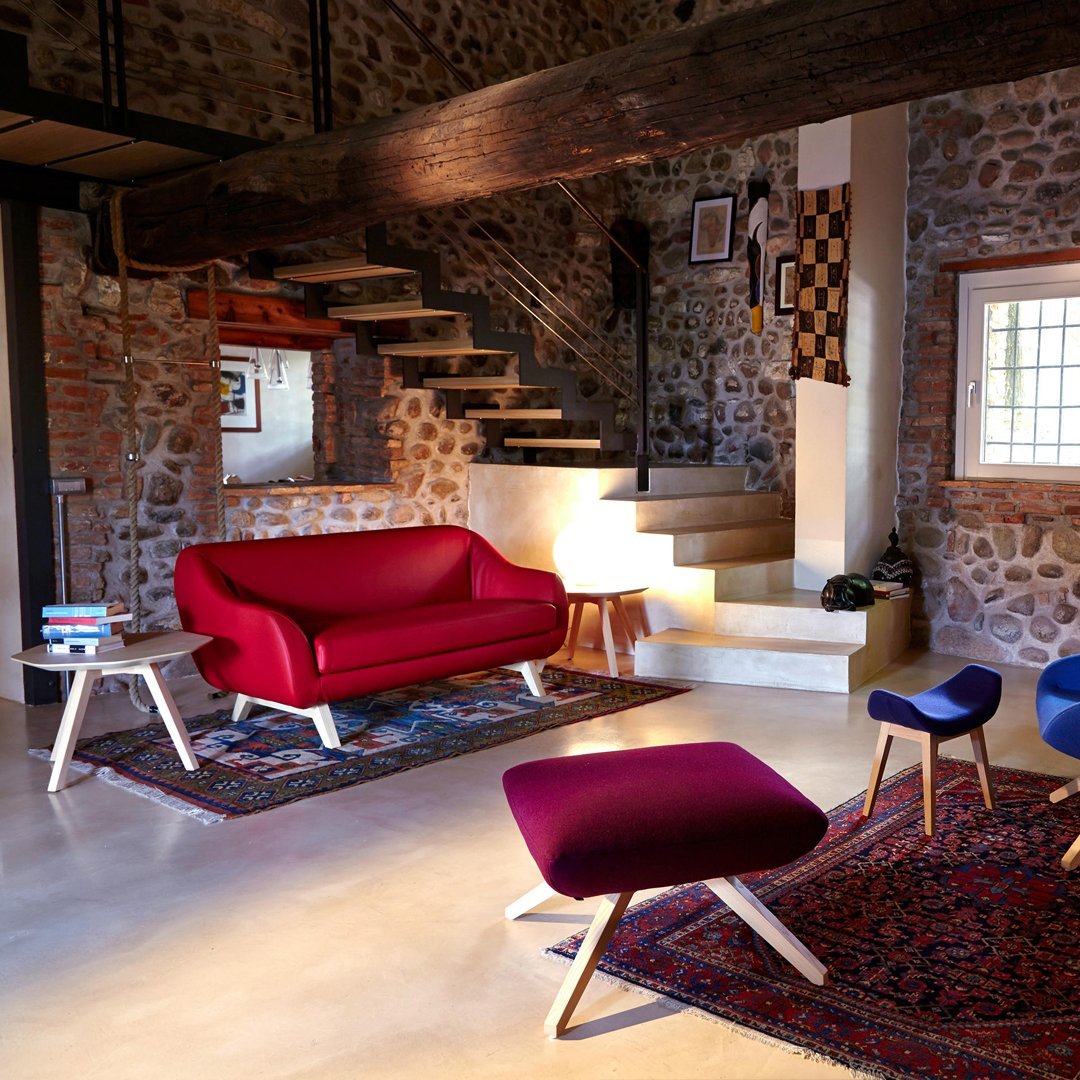 X Big Too 2-Seater Sofa - Wood Base