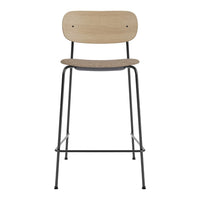 Natural wood seat and backrest with a sleek black metal frame, featuring a modern, minimalist design.