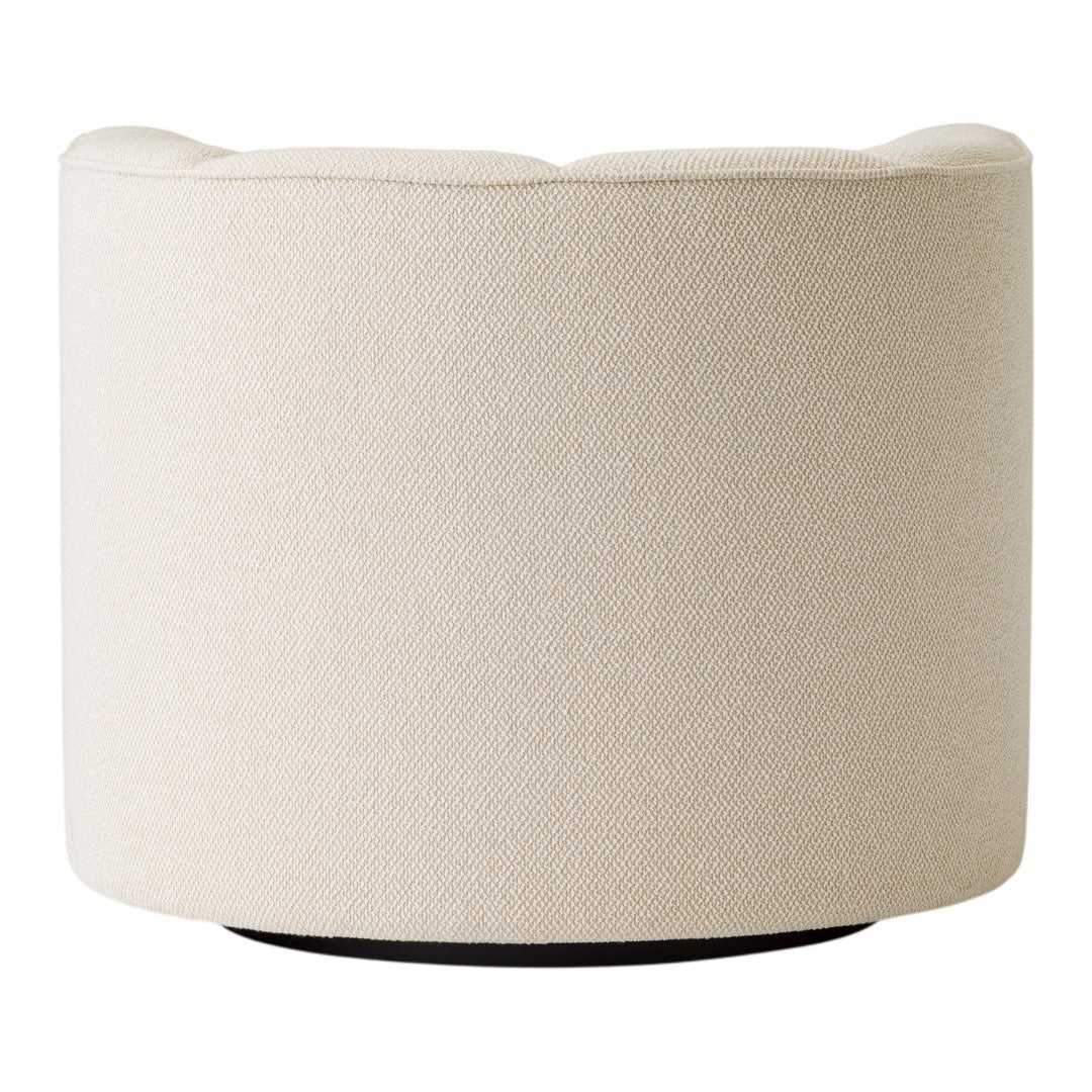 Eave Seamline Lounge Chair