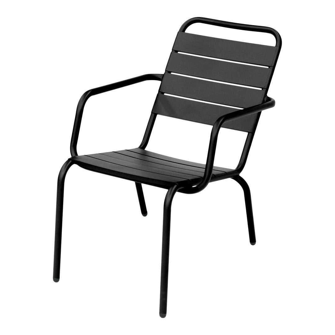 Black slatted metal chair with sleek design, featuring horizontal lines and a minimalist aesthetic. Ideal for modern decor.