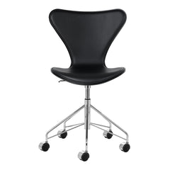 Series 7 Swivel Chair 3117 - Lacquered - Front Upholstered