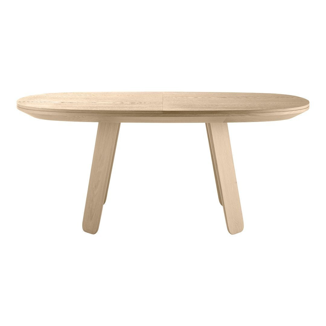 Triku Oval Dining Table