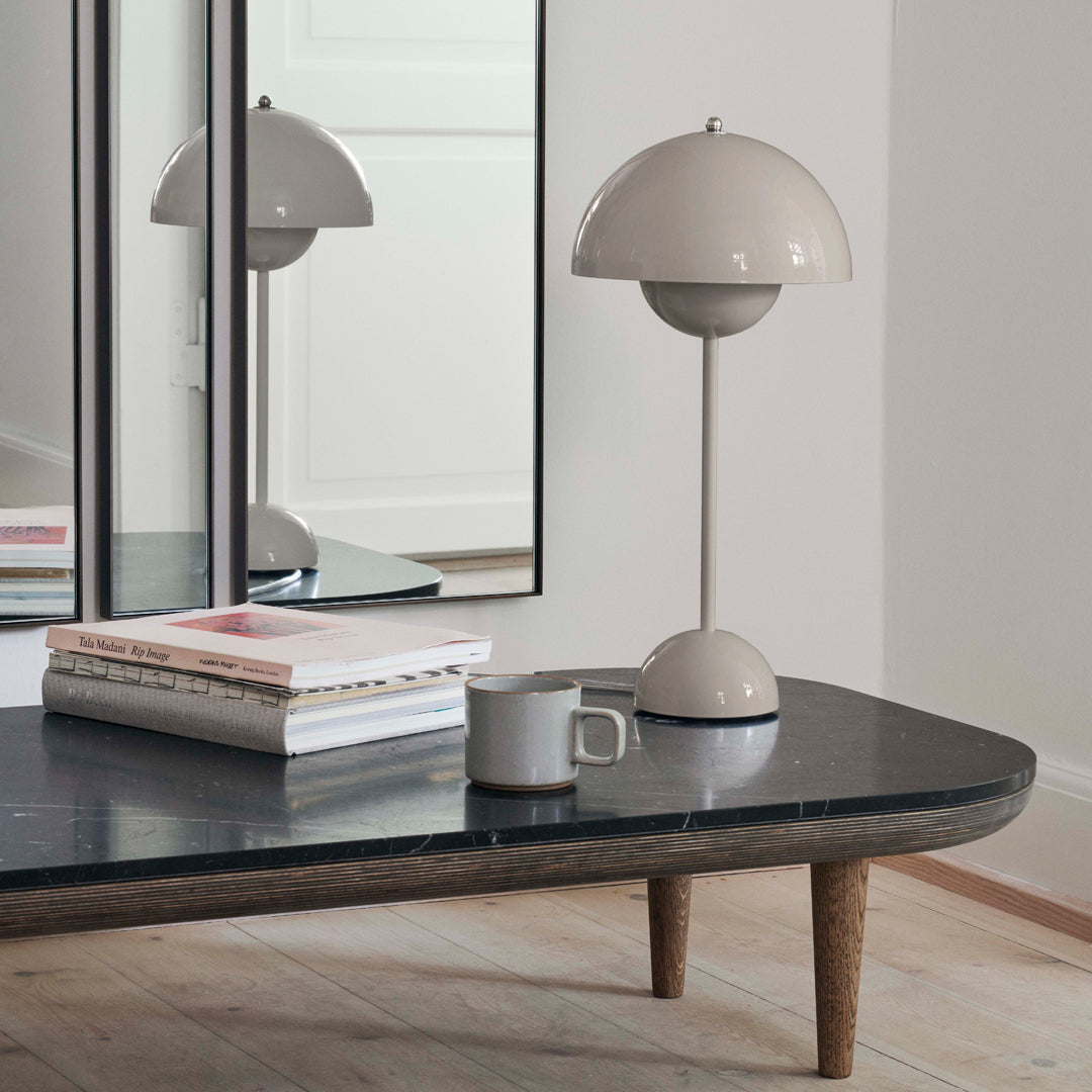 Verner Panton VP3 Flowerpot Table Lamp