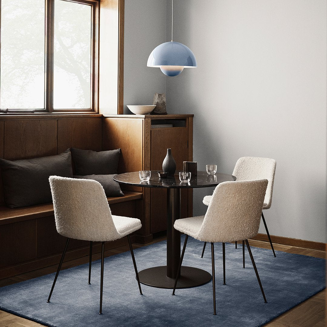 Rely HW9 Chair - Tube Base