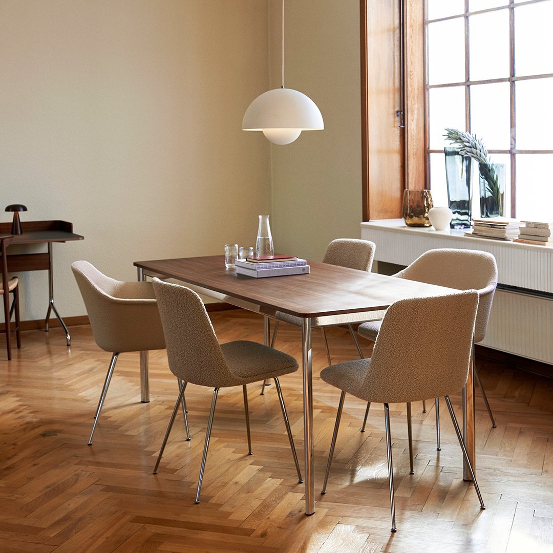 Rely HW36 Armchair - Tube Base