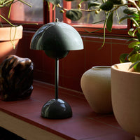 Verner Panton VP9 Flowerpot - Portable Table Lamp