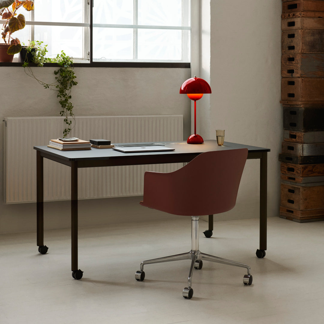 Verner Panton VP3 Flowerpot Table Lamp