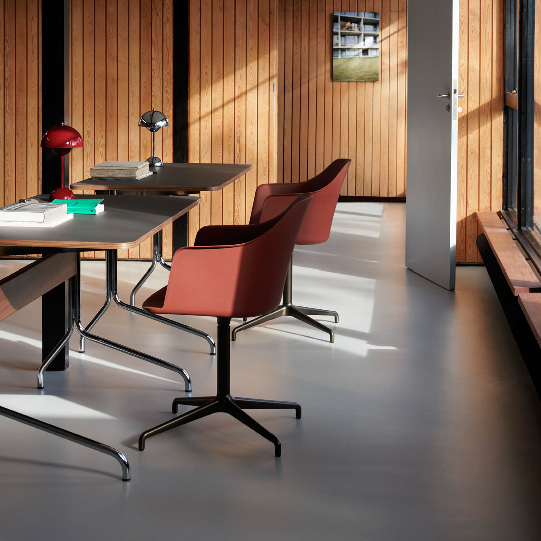 Verner Panton VP9 Flowerpot - Portable Table Lamp