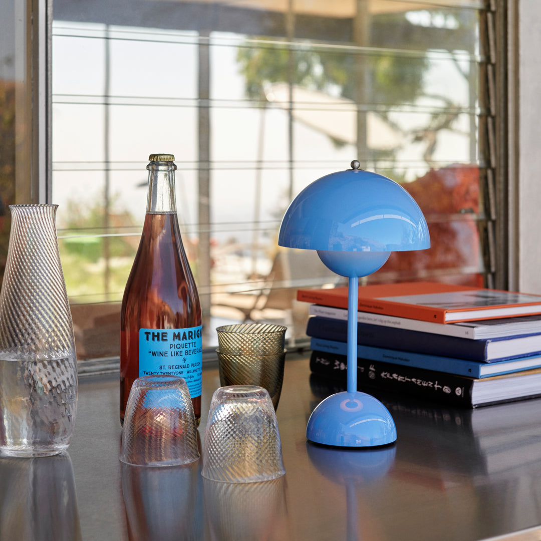 Verner Panton VP9 Flowerpot - Portable Table Lamp