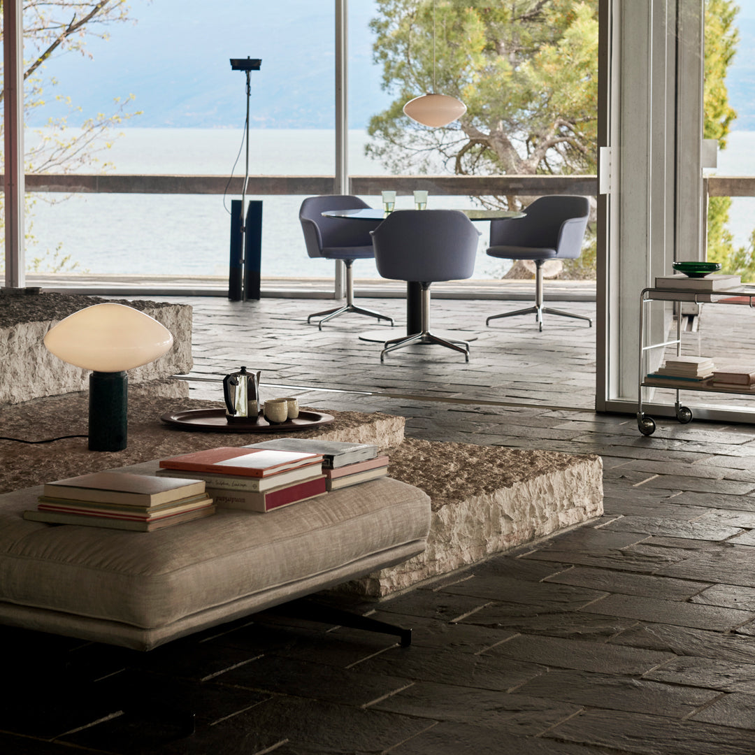 Rely HW46 Armchair - 4-Star Swivel Base w/ Return