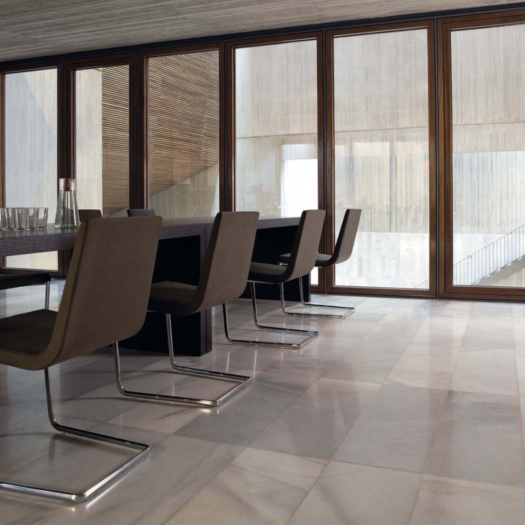 Lineal Comfort SI0567 Chair