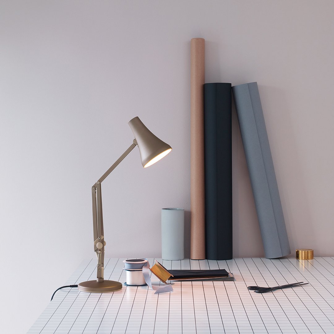 90 Mini Mini Desk Lamp – Design Public