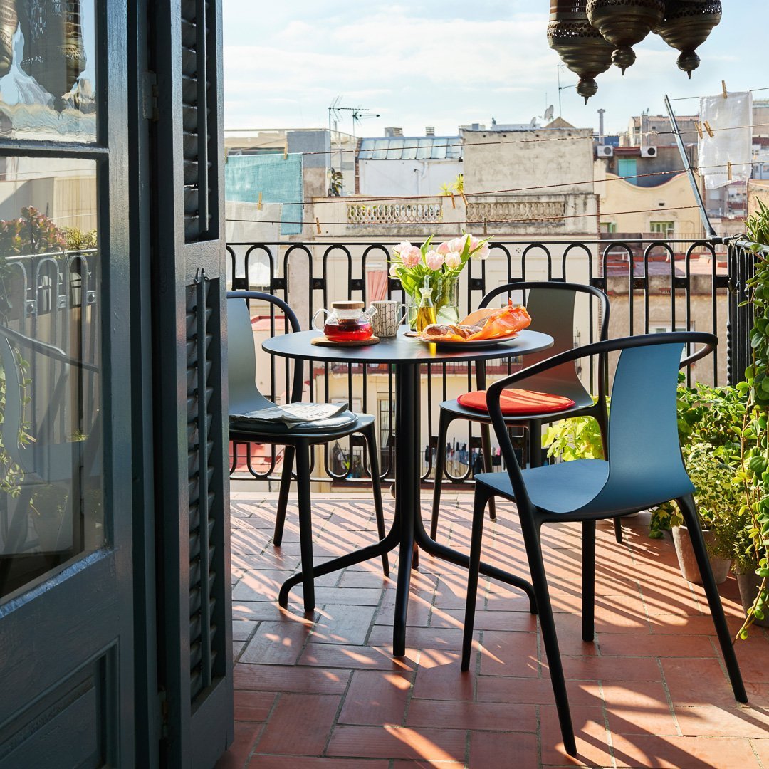 Belleville Bistro Table - Round - Outdoor