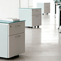 Mobile MFC Pedestal w/ Metal Runners & Wheels