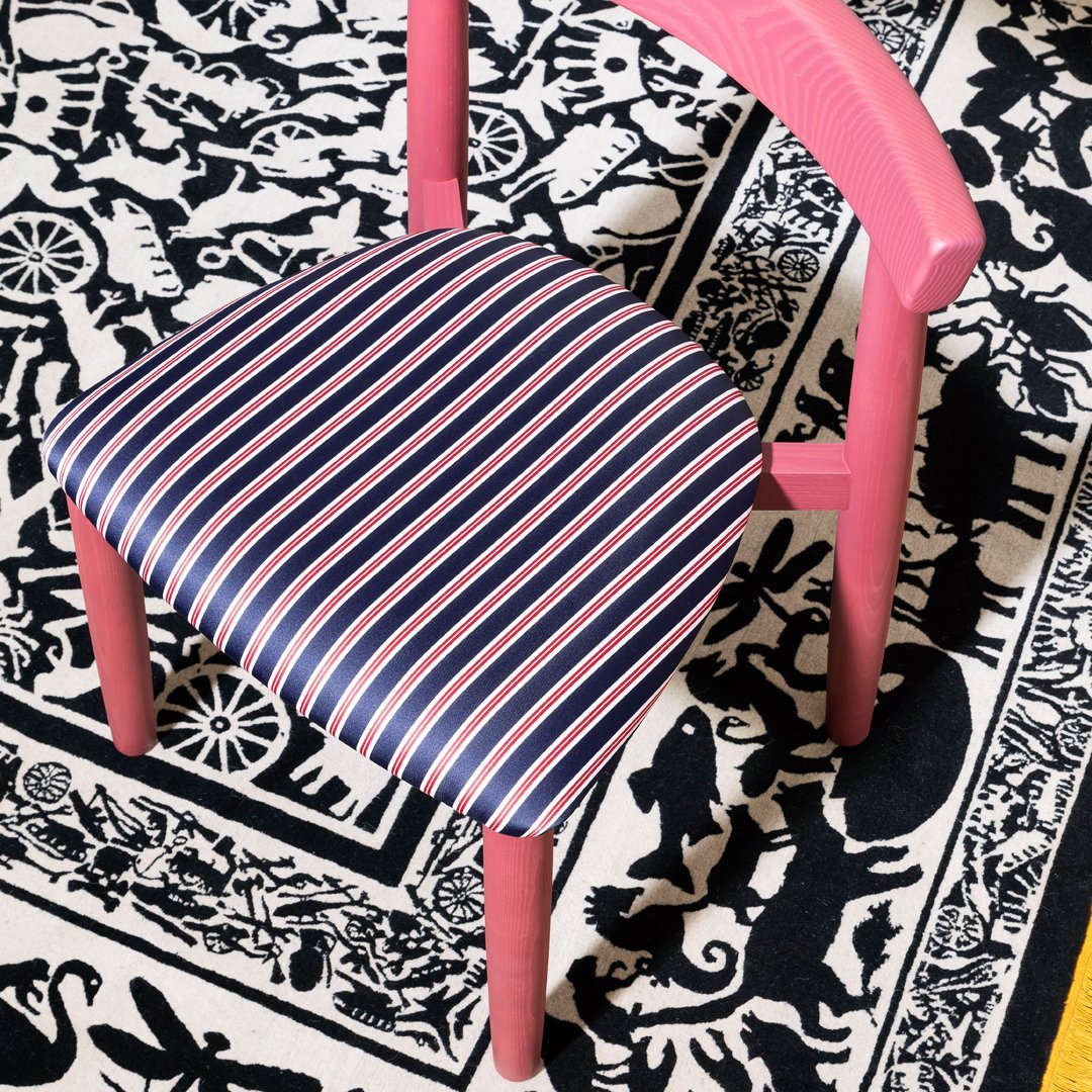 Claretta Bold Chair - Stackable