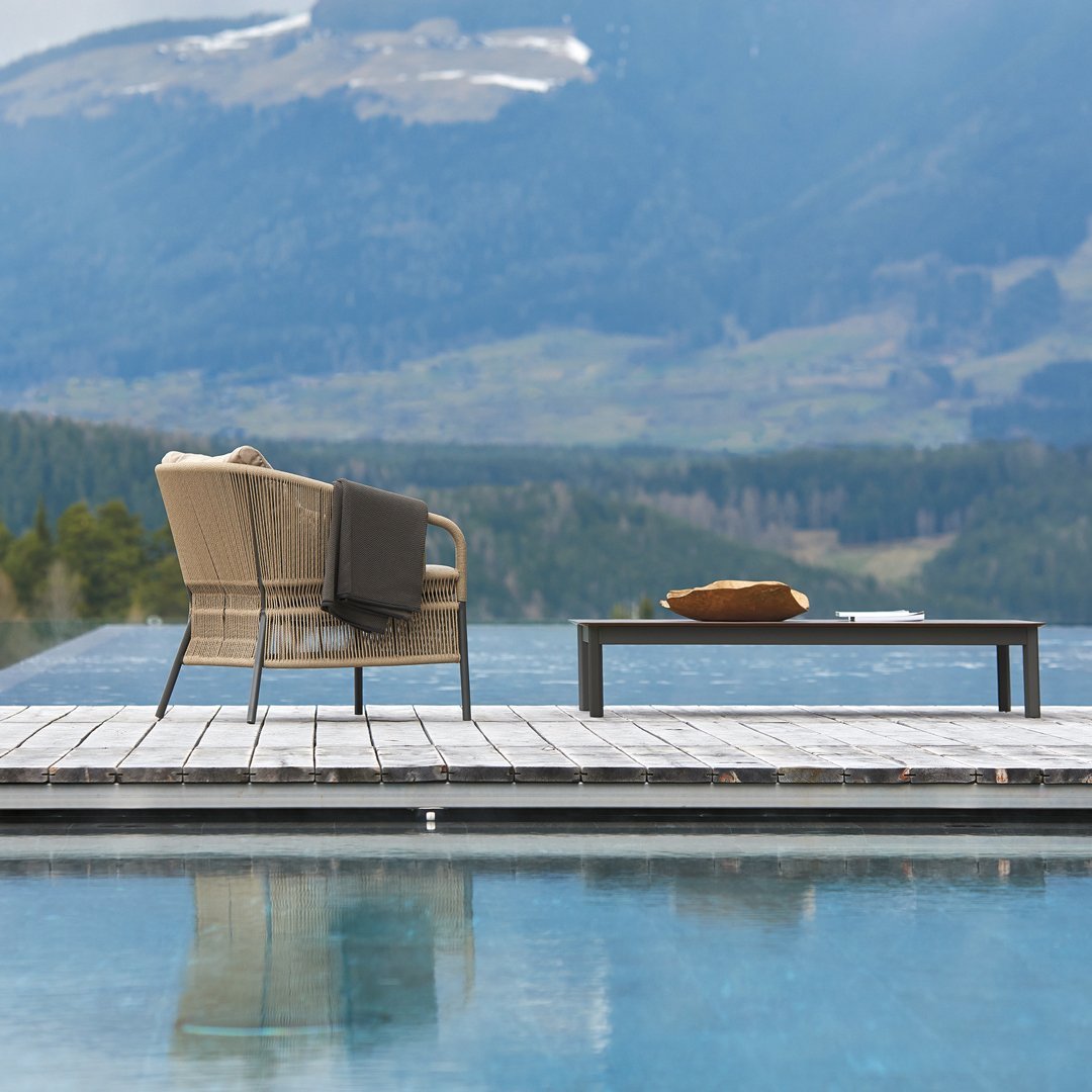 Cricket Lounge Armchair - 2995A