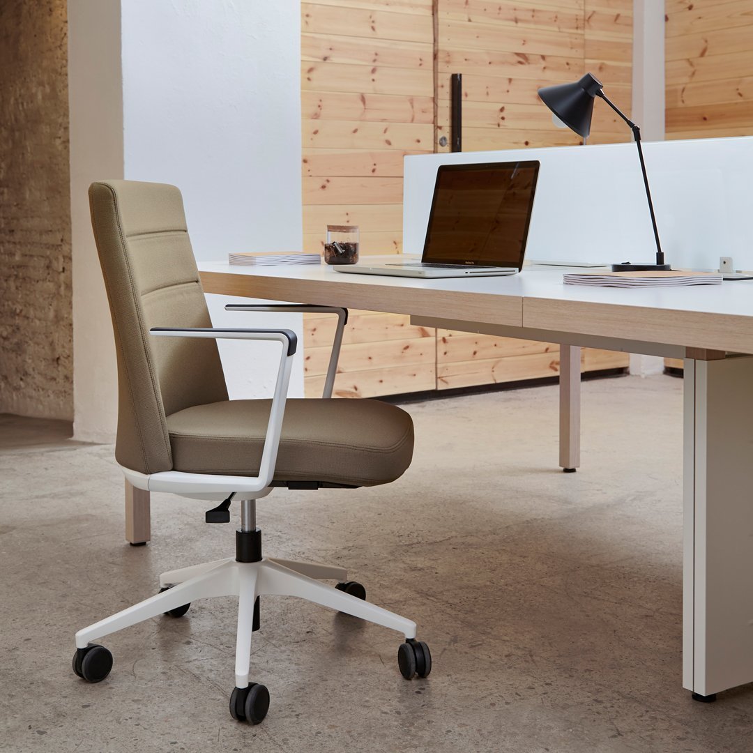 Cron Sport Office Chair - Low Back w/ Thermoseal - Swivel Base