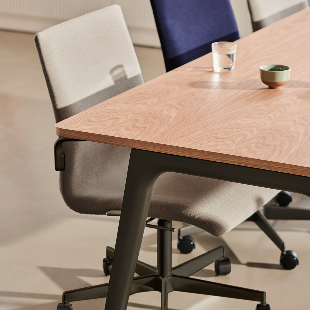 Oxford Low Back Office Armchair - 5 Star Base & Casters - Height Adjustable