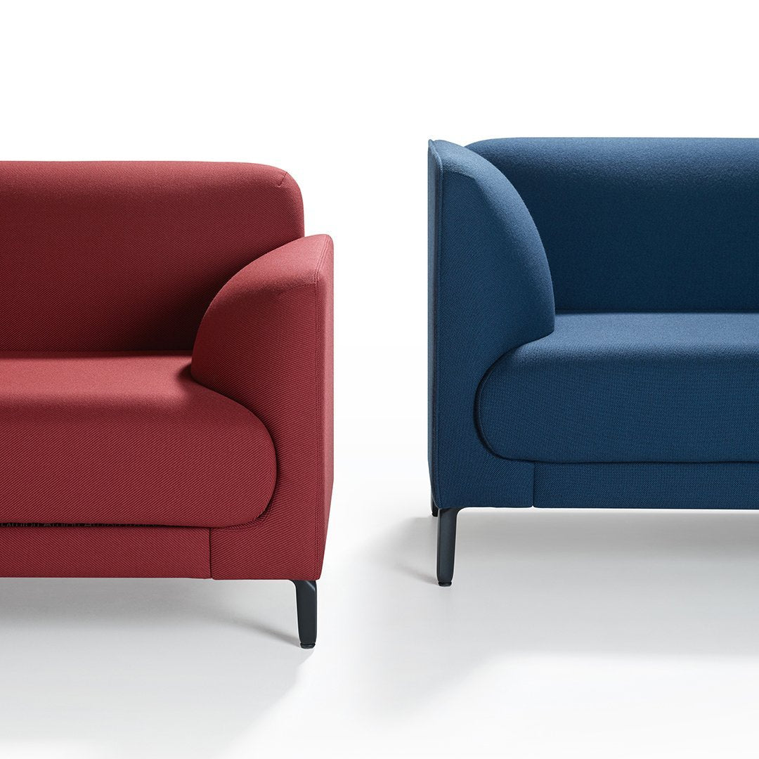 Figura LA 301 Chair - Low Arms