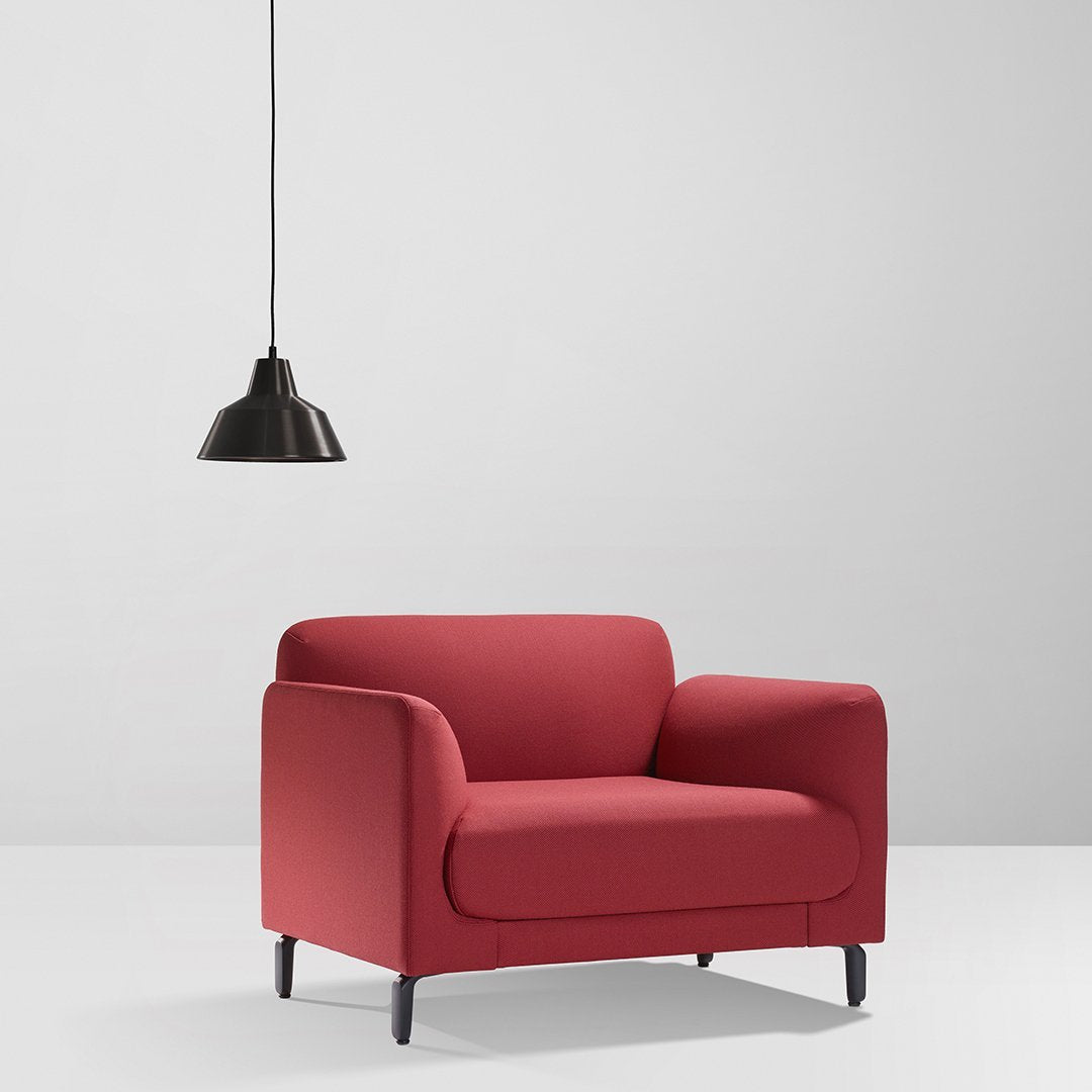 Figura LA 301 Chair - Low Arms