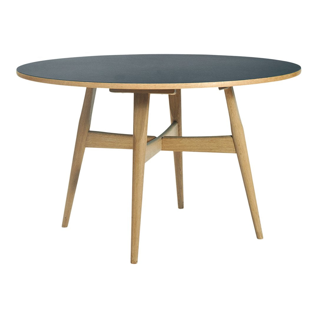 GE 526 Dining Table
