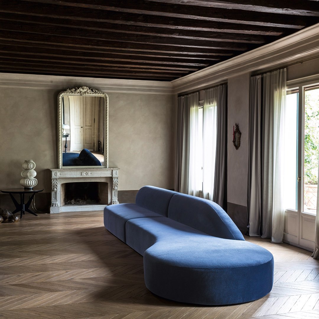 Guest Pre-Configured Modular Sofa