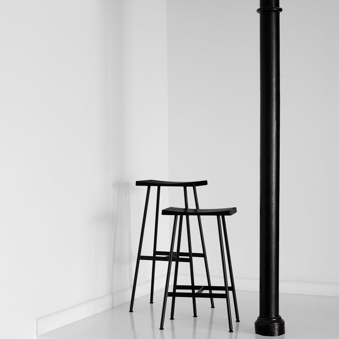HC2 Bar Stool