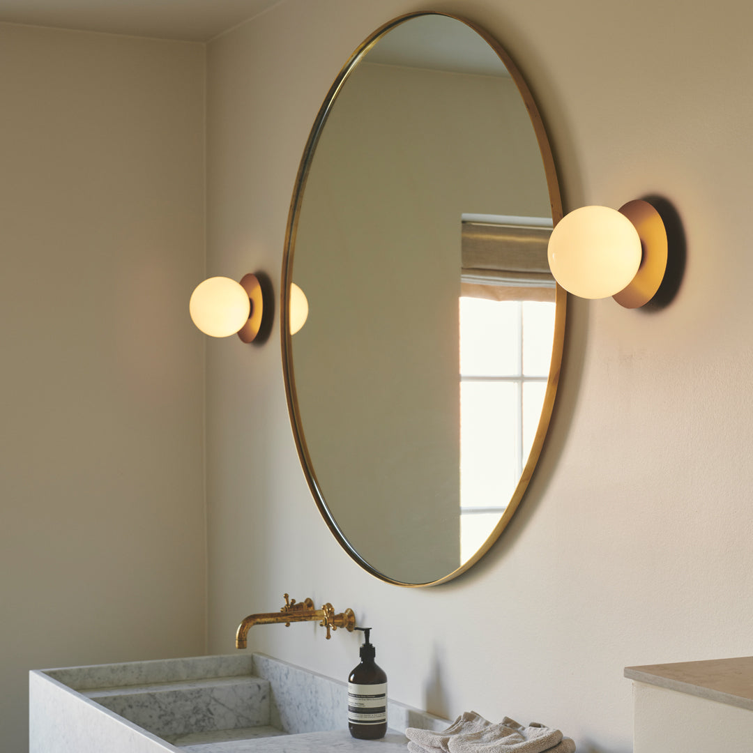 Liila 1 Wall Light - Medium